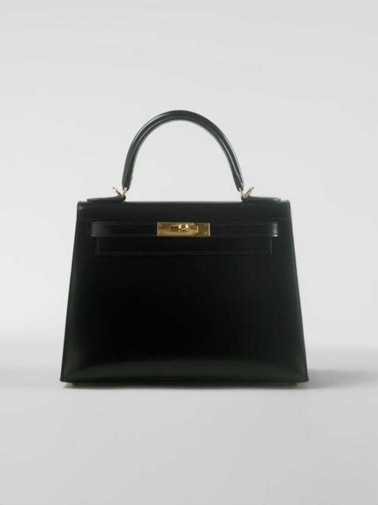 Сумка Hermès «Kelly» (модель sellier) из чёрной кожи box calf, Париж — седельная форма 1930-х в современном экземпляре