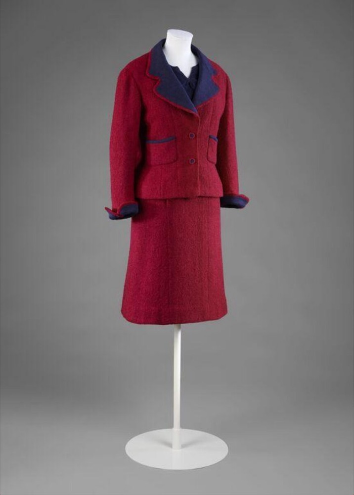 Твидовый костюм с отделкой джерси, Габриэль Шанель, Париж, ок. 1956 — жакет после возвращения 1954 года