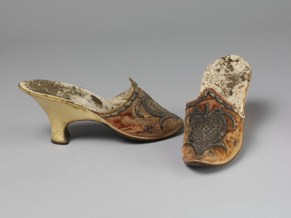 Мюли из бархата с вышивкой серебром, Франция, 1750–1775